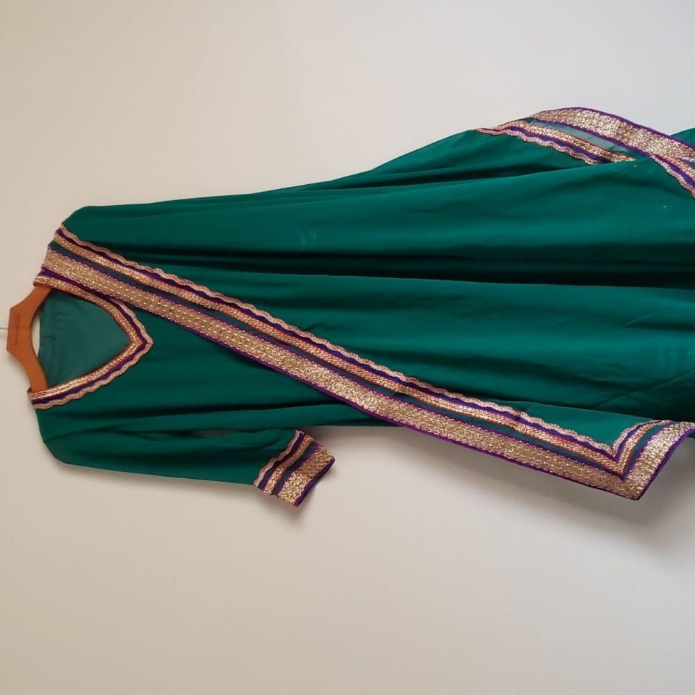 New Indian 3pc Suit, Small, Green and Red